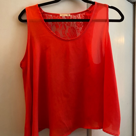 Pink crop top with lace back - Picture 1 of 4